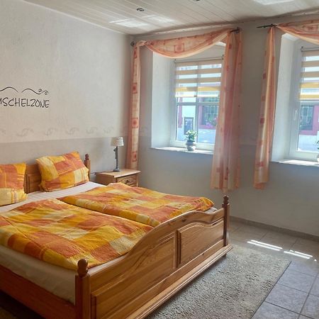 Ferienwohnung Minnies-Schiefertraum Brauneberg Exterior foto